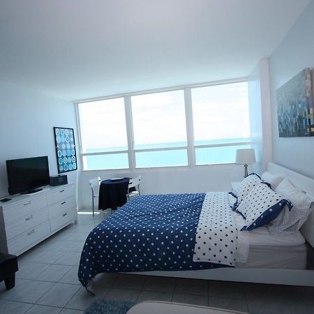 Castle Beach Suites By Miarentals Miami Beach Exterior foto